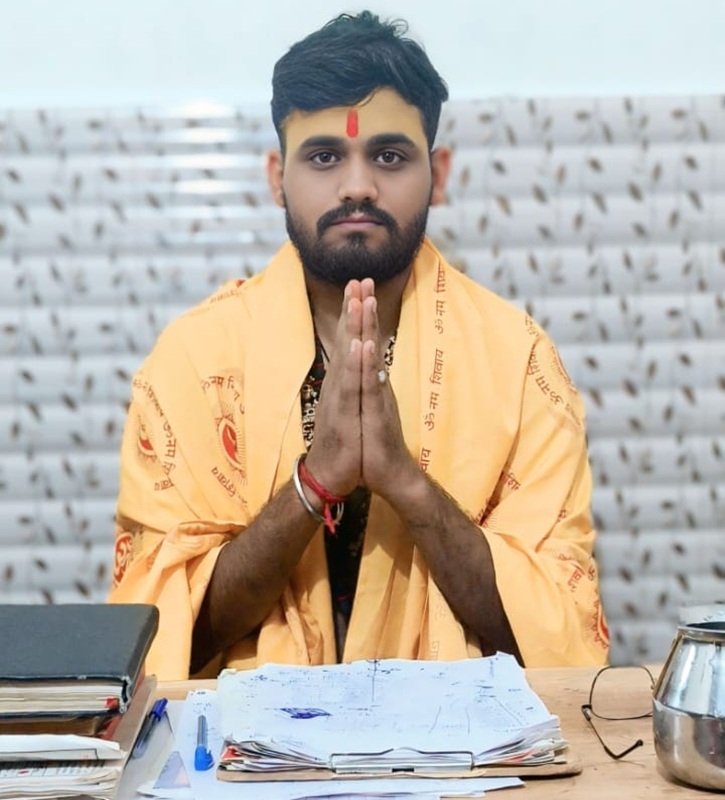 विश्व प्रसिद्ध पंडित जयेश भाई जोशी +91-7300462123